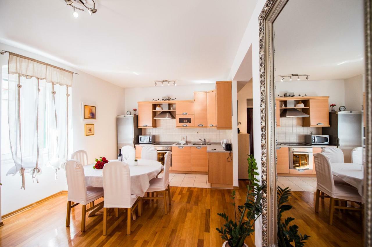 Beach Lux Apartment